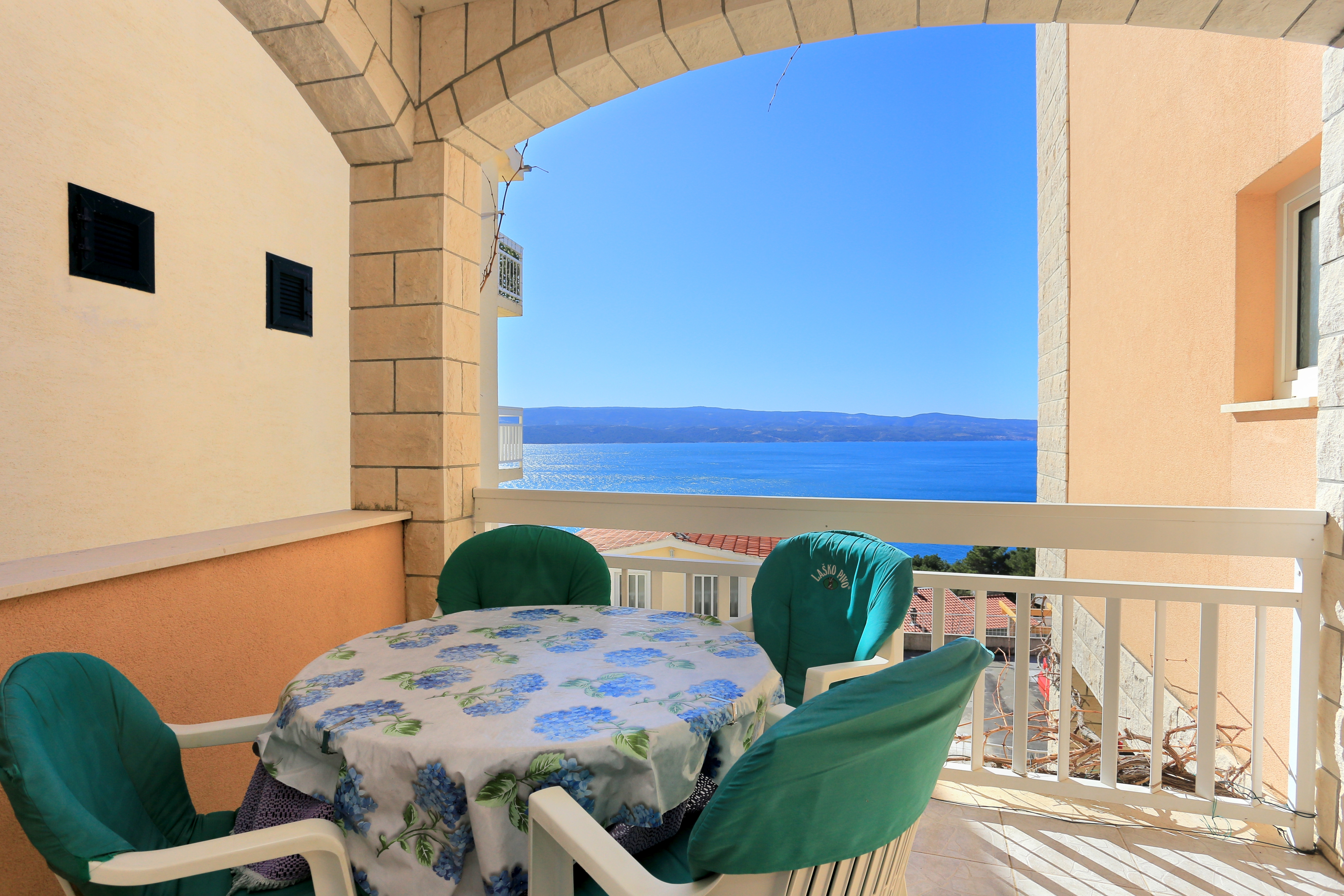 One bedroom apartment with terrace and sea view Stanići, Omiš (A-2818-e)