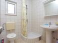 Stanići, Bathroom in the studio-apartment, WiFi.