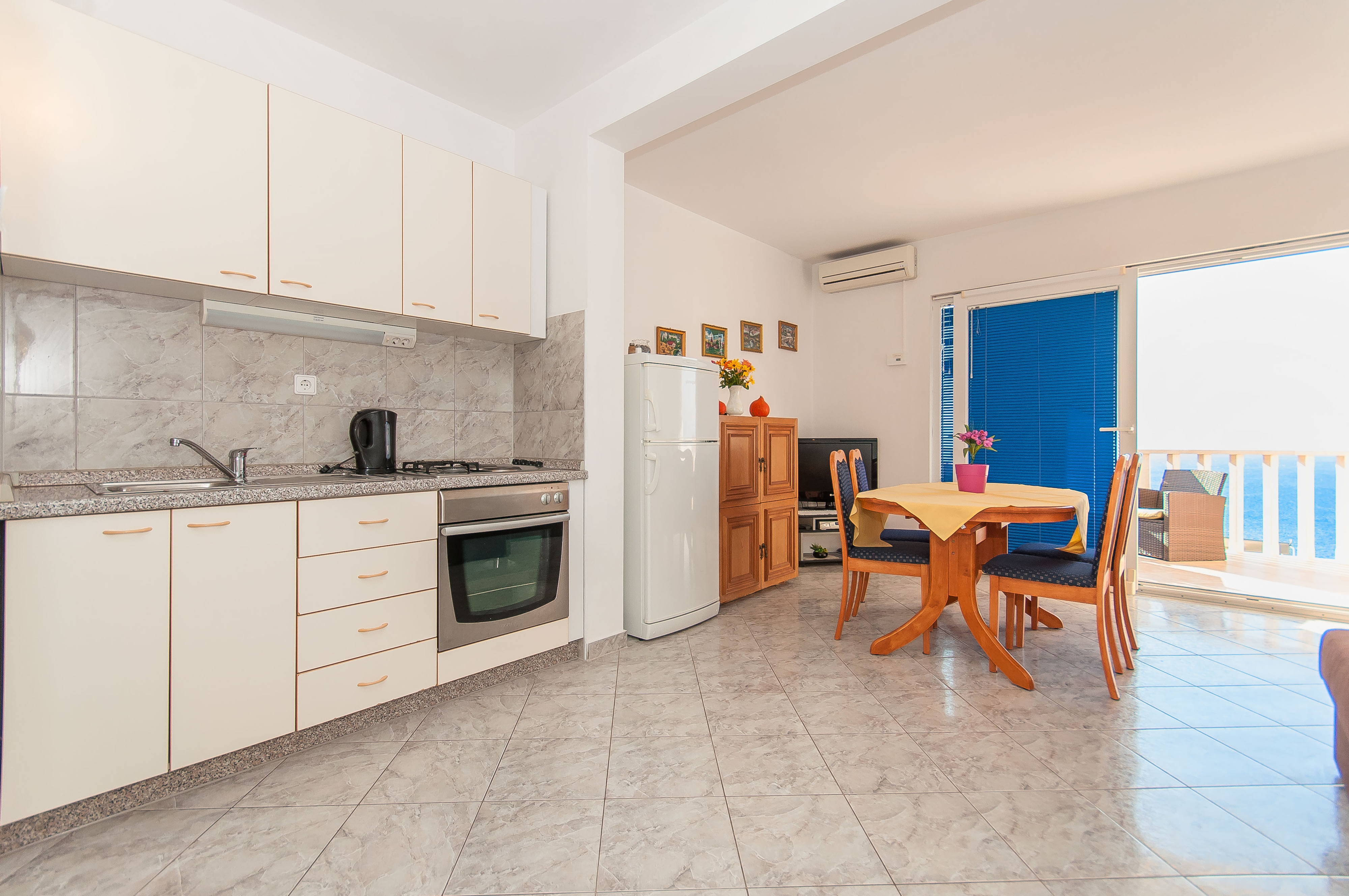 Top Omiš Pisak Top Omiš Pisak