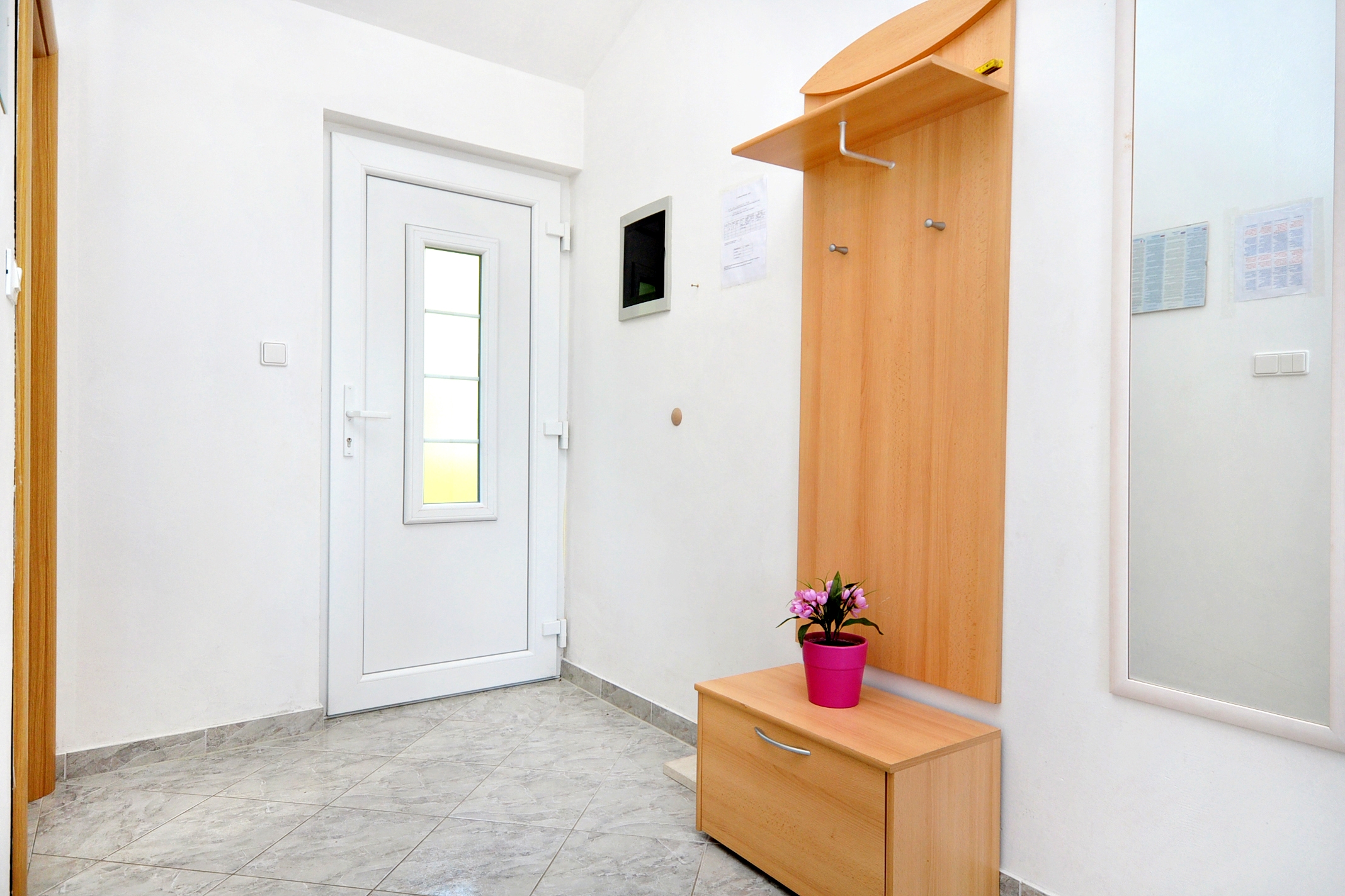 Two bedroom apartment with terrace and sea view Pisak, Omiš  A-d