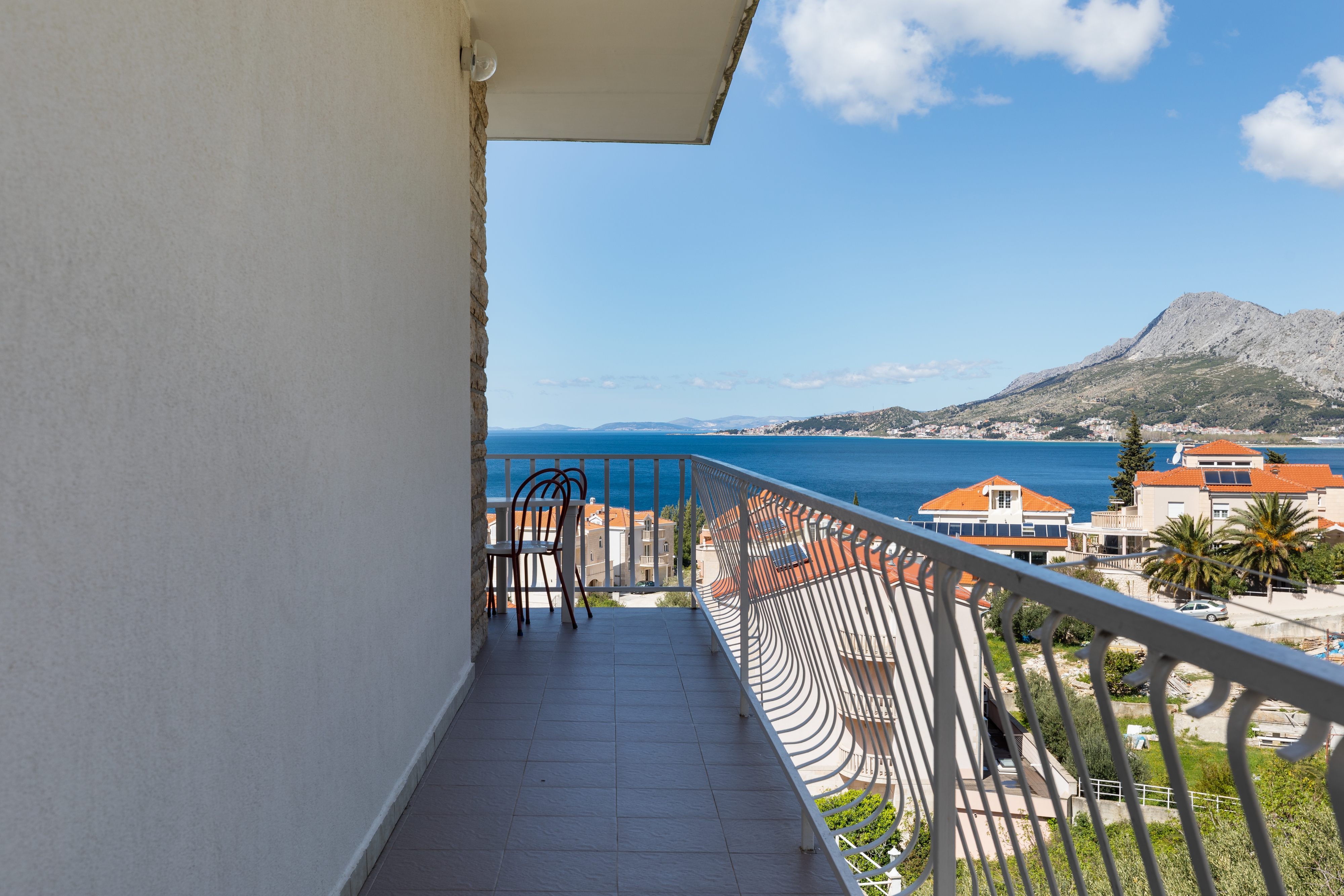 One bedroom apartment with balcony and sea view Nemira, Omiš  A-a