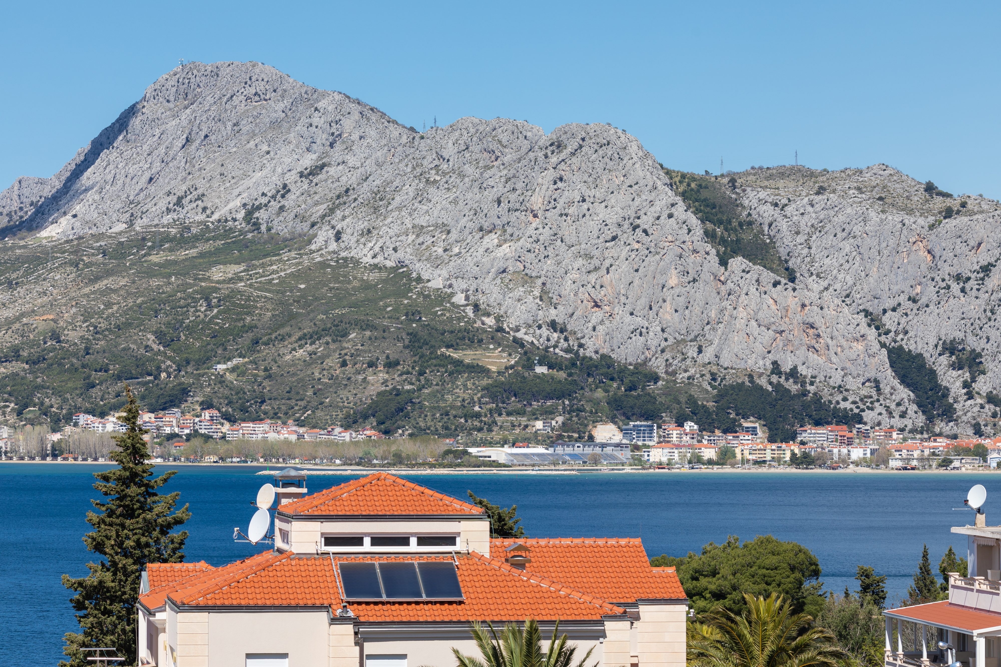 One bedroom apartment with balcony and sea view Nemira, Omiš  A-a