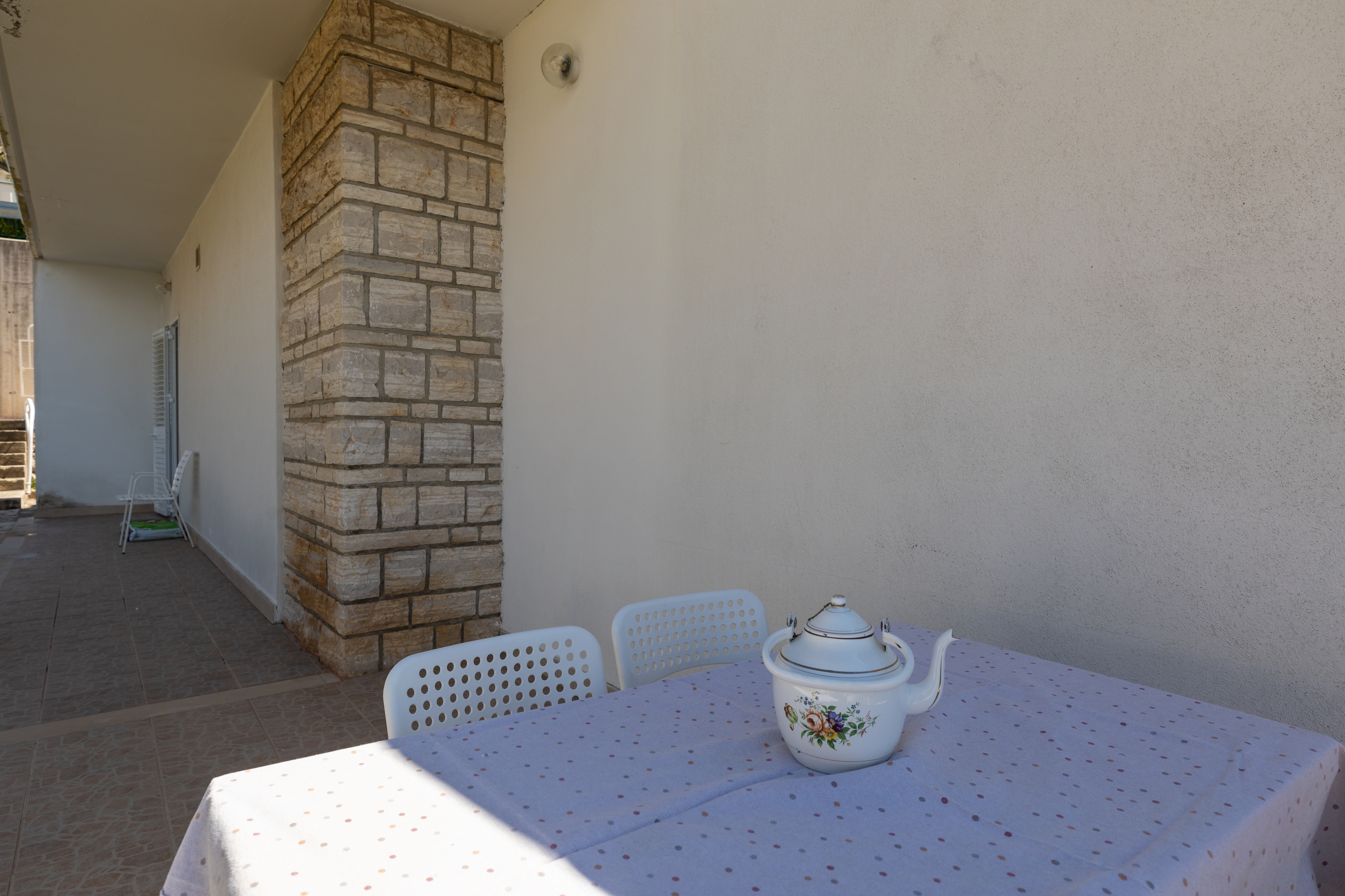 One bedroom apartment with terrace and sea view Nemira, Omiš  A-b