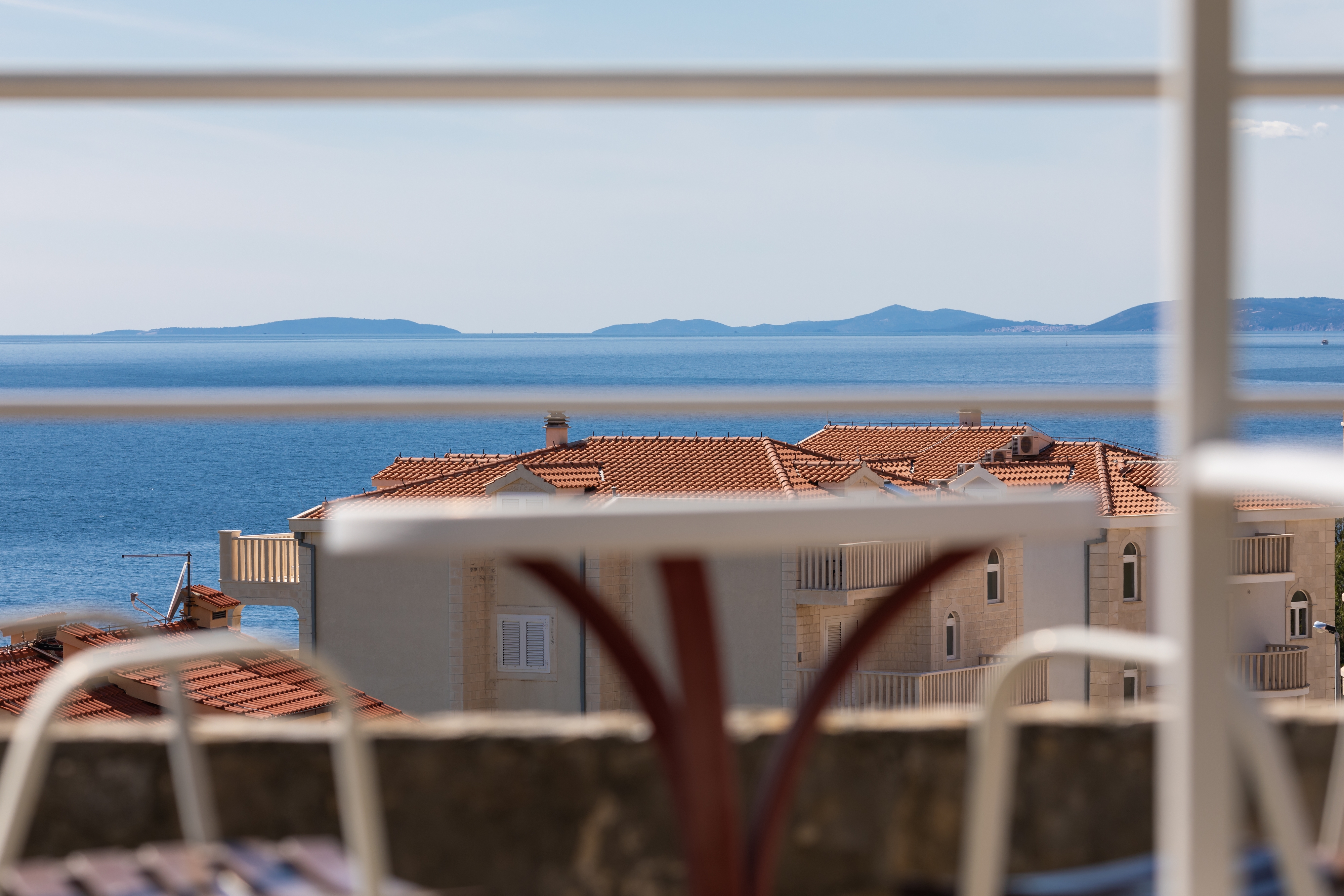 One bedroom apartment with terrace and sea view Nemira, Omiš  A-d