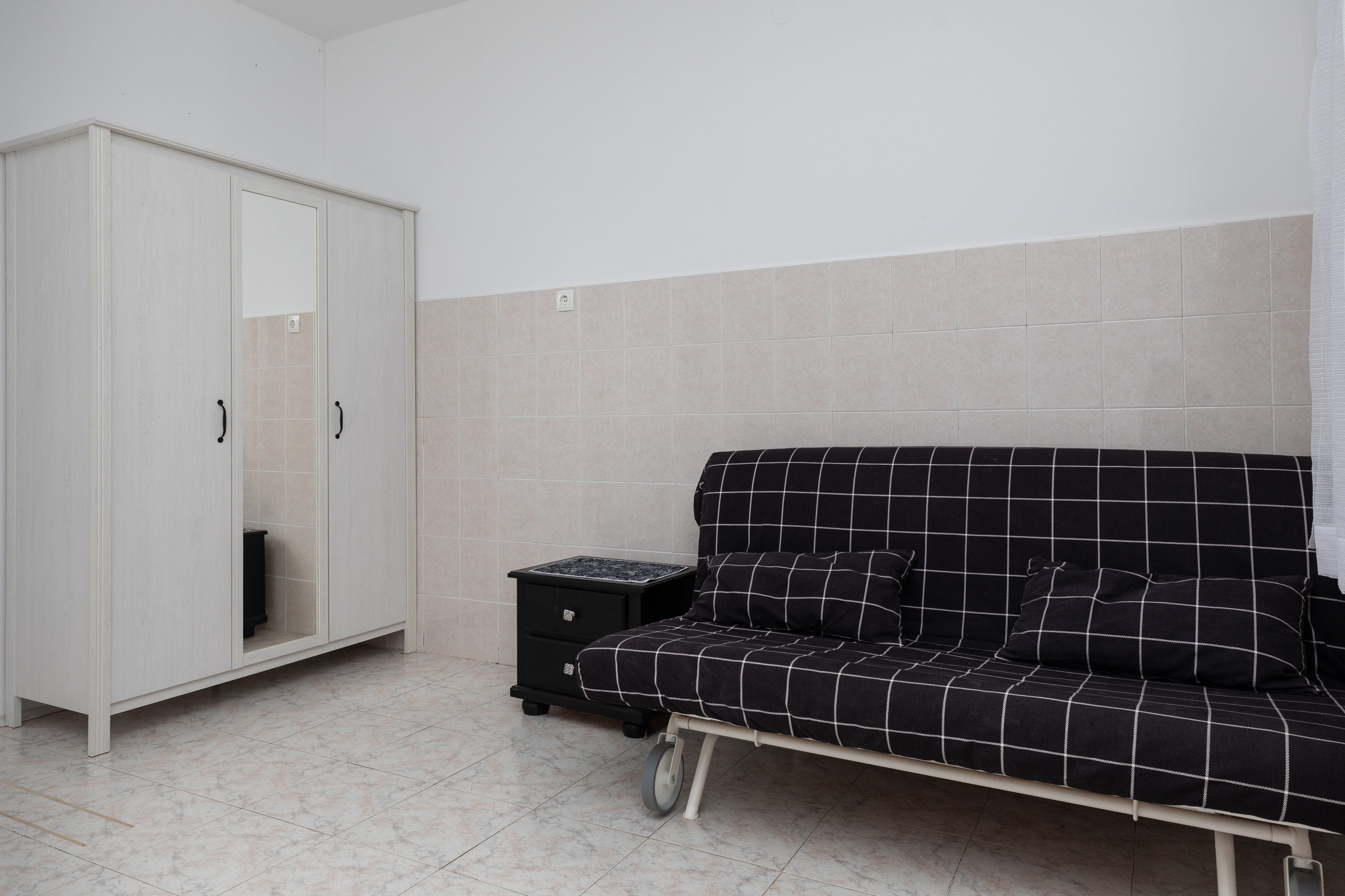 One bedroom apartment with terrace and sea view Nemira, Omiš  A-e