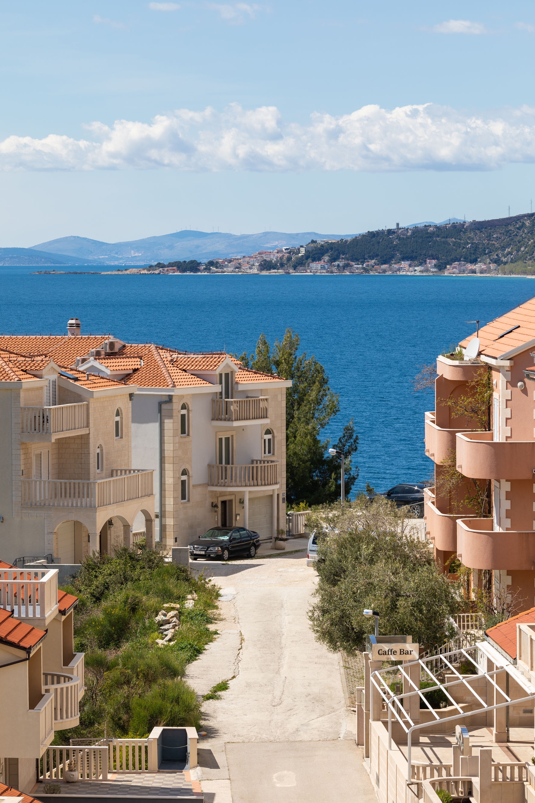 One bedroom apartment with terrace and sea view Nemira, Omiš  A-e