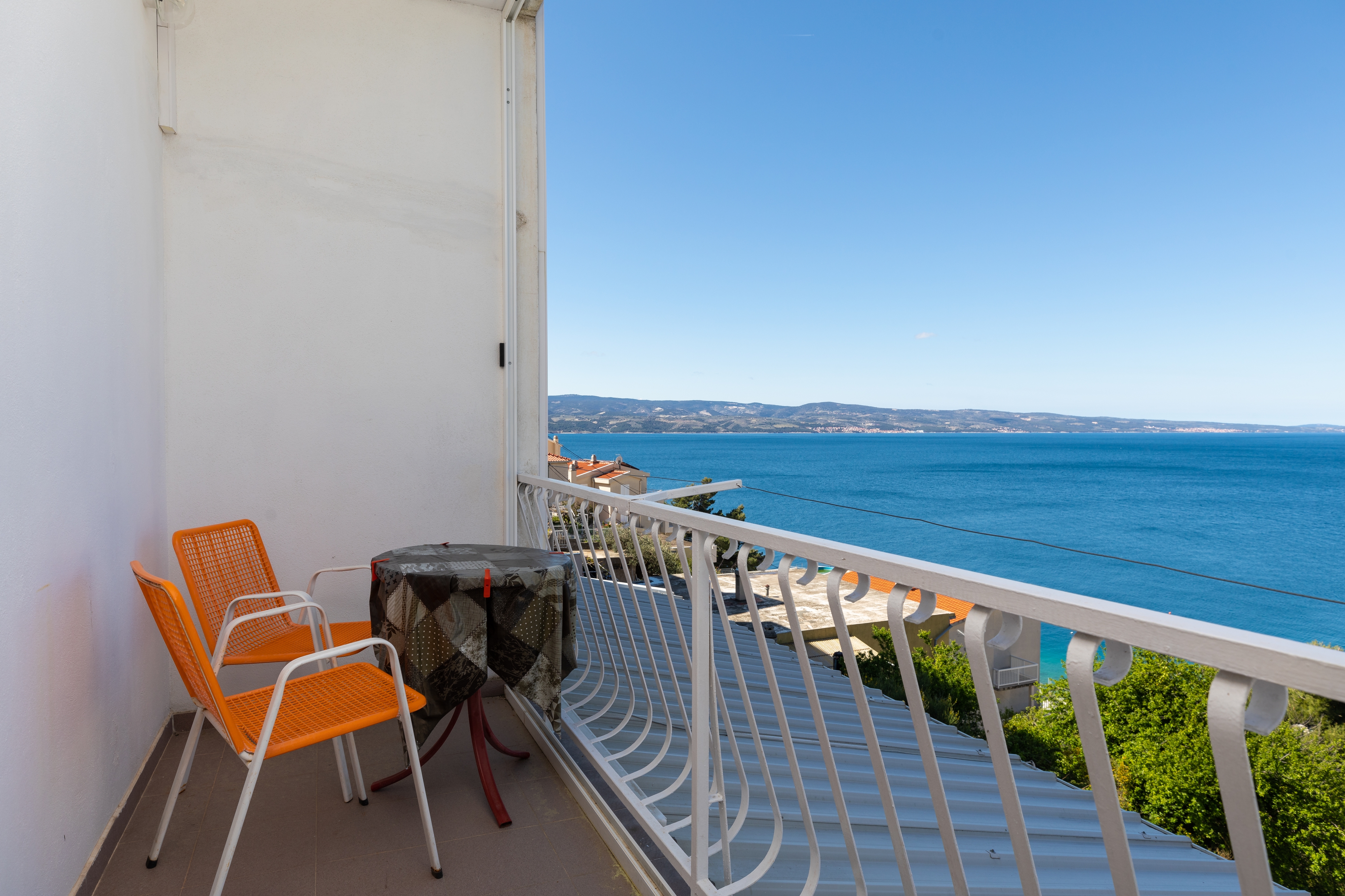 Studio flat with balcony and sea view Nemira, Omiš  AS-a