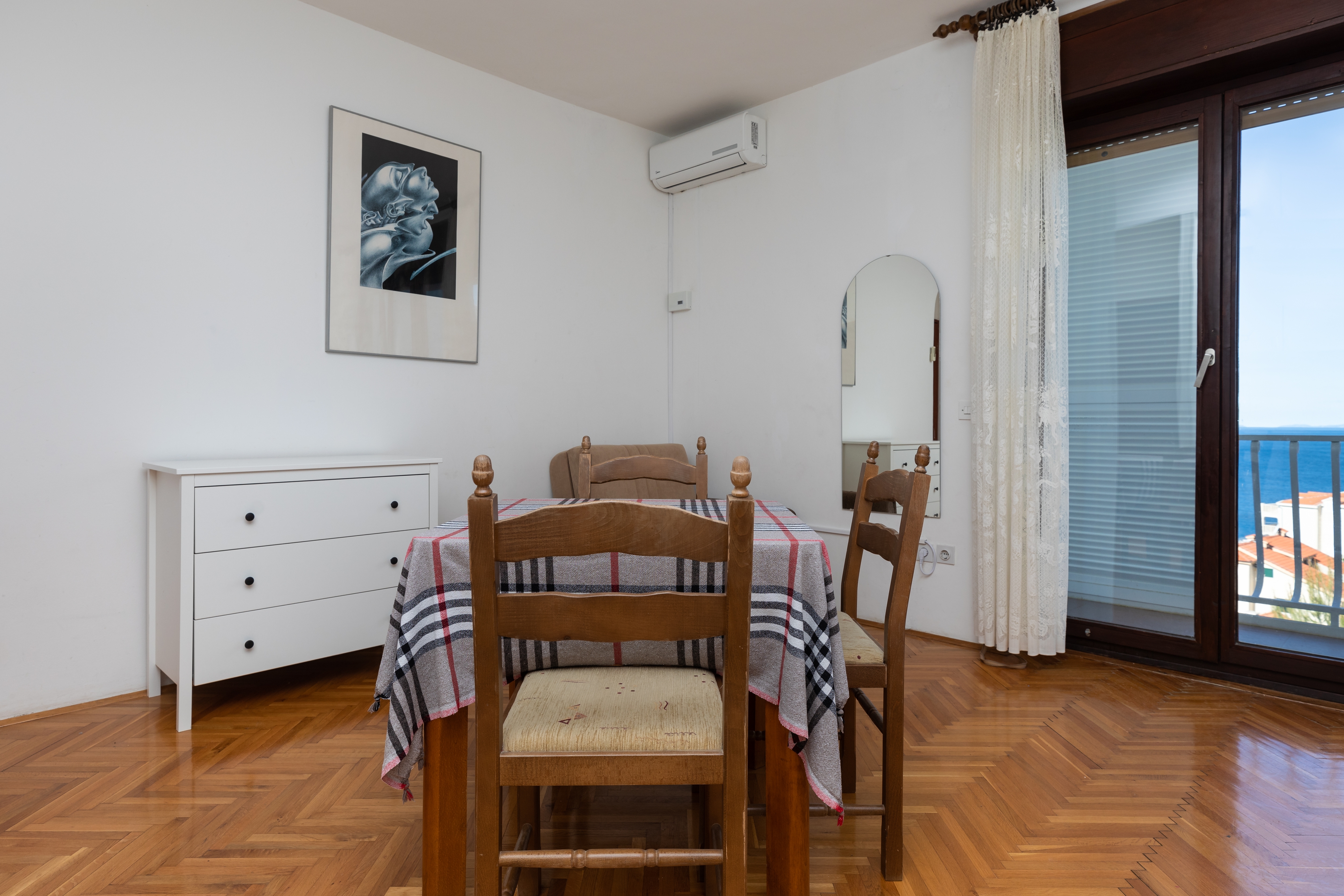 Studio flat with balcony and sea view Nemira, Omiš (AS-2828-a) Studio flat with balcony and sea view Nemira, Omiš (AS-2828-a)