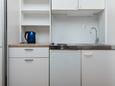 Kuchyně Nemira, Kuchyně v ubytování typu studio-apartment, domácí mazlíčci povoleni a WiFi.