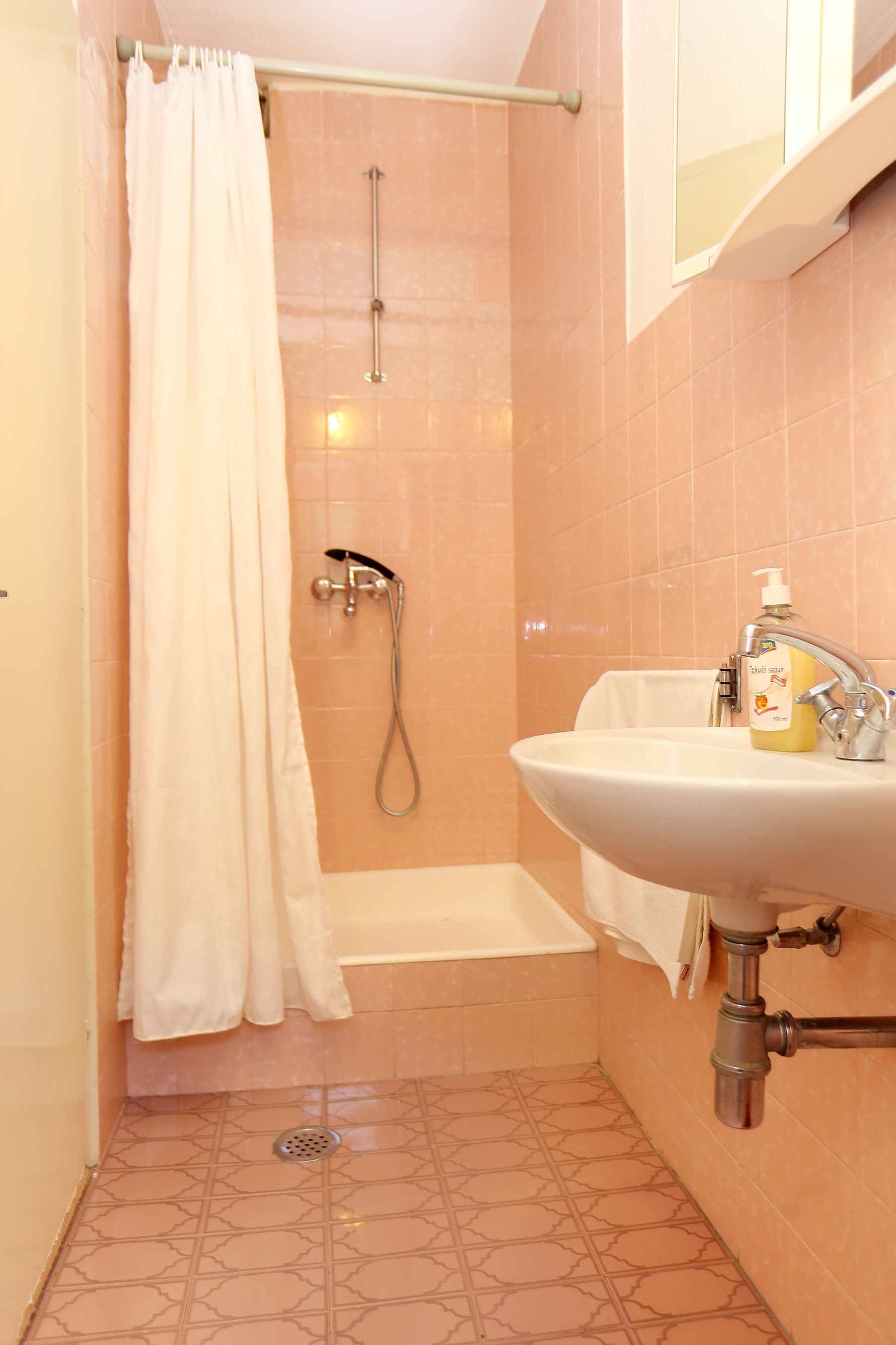 Four bedroom apartment with terrace and sea view Duće, Omiš  A-a