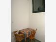 Dining room Duće, Dining room in the studio-apartment.