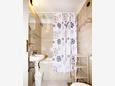 Bathroom Supetar, Bathroom in the apartment, (pet friendly) and WiFi.