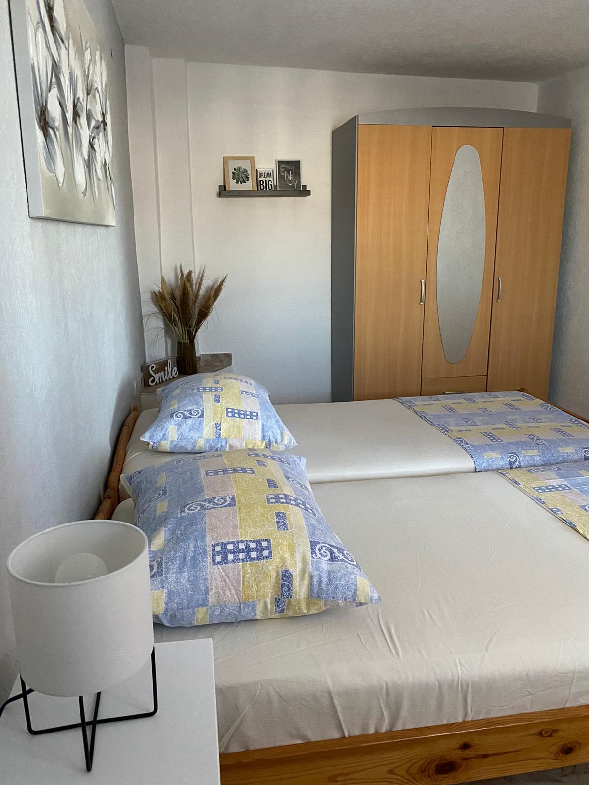 Jednosobni apartman s terasom i pogledom na more Sutivan, Brač  A-a