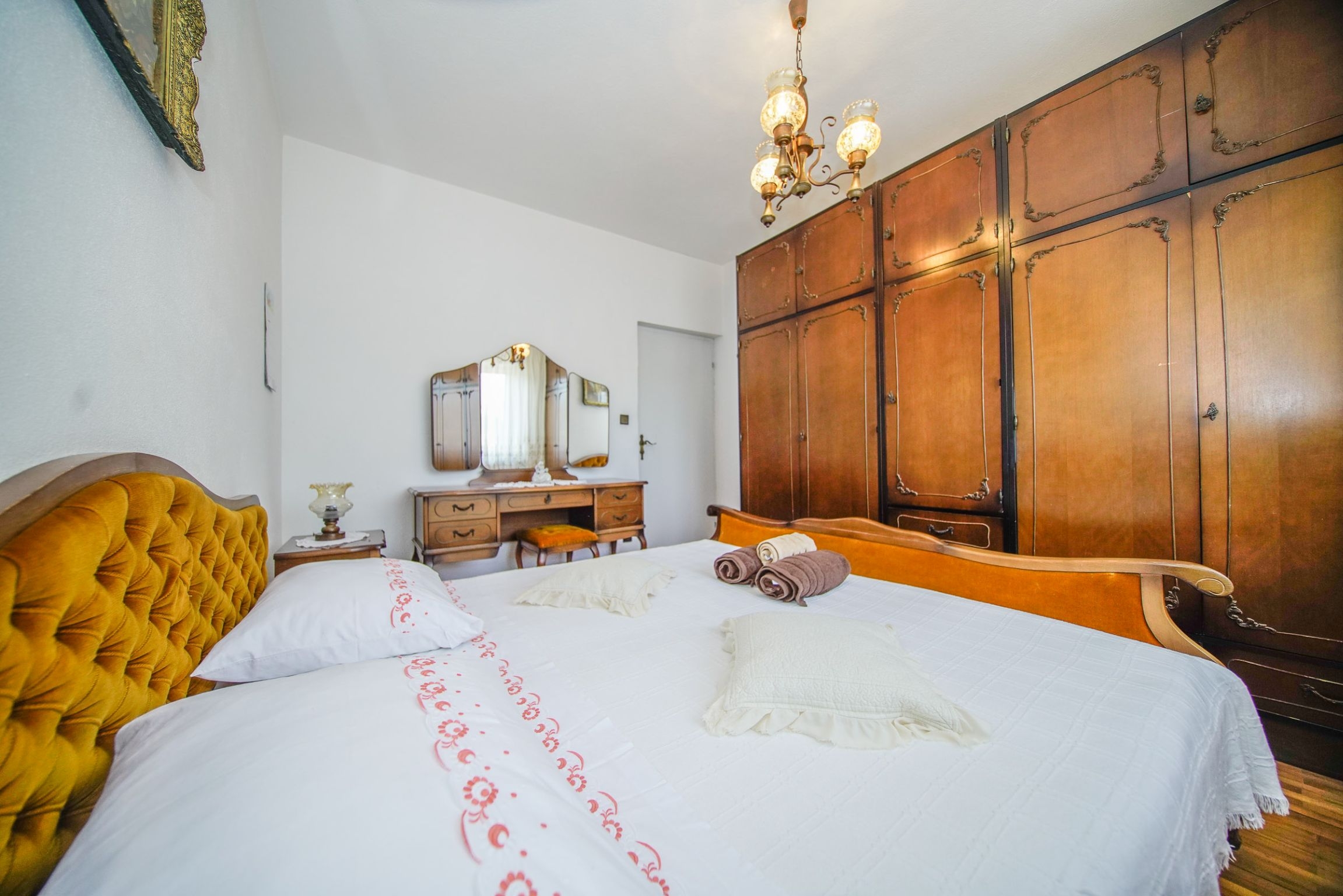 Two bedroom apartment with terrace and sea view Splitska, Brač  A-a