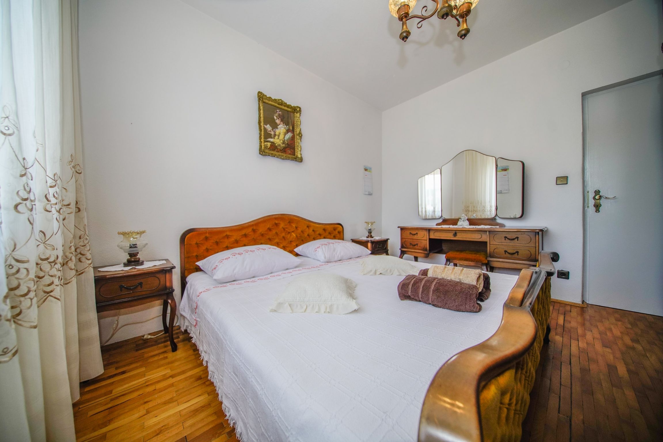 Two bedroom apartment with terrace and sea view Splitska, Brač  A-a