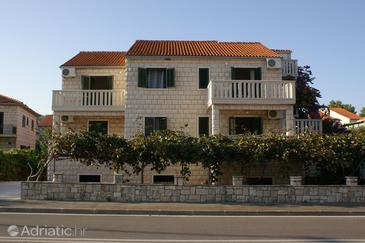 Property Supetar, Brač, Property 2859 - Apartments near sea with pebble beach.