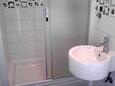 Ванная комната Bol, Ванная комната в размещении типа apartment, Домашние животные допускаются и WiFi.