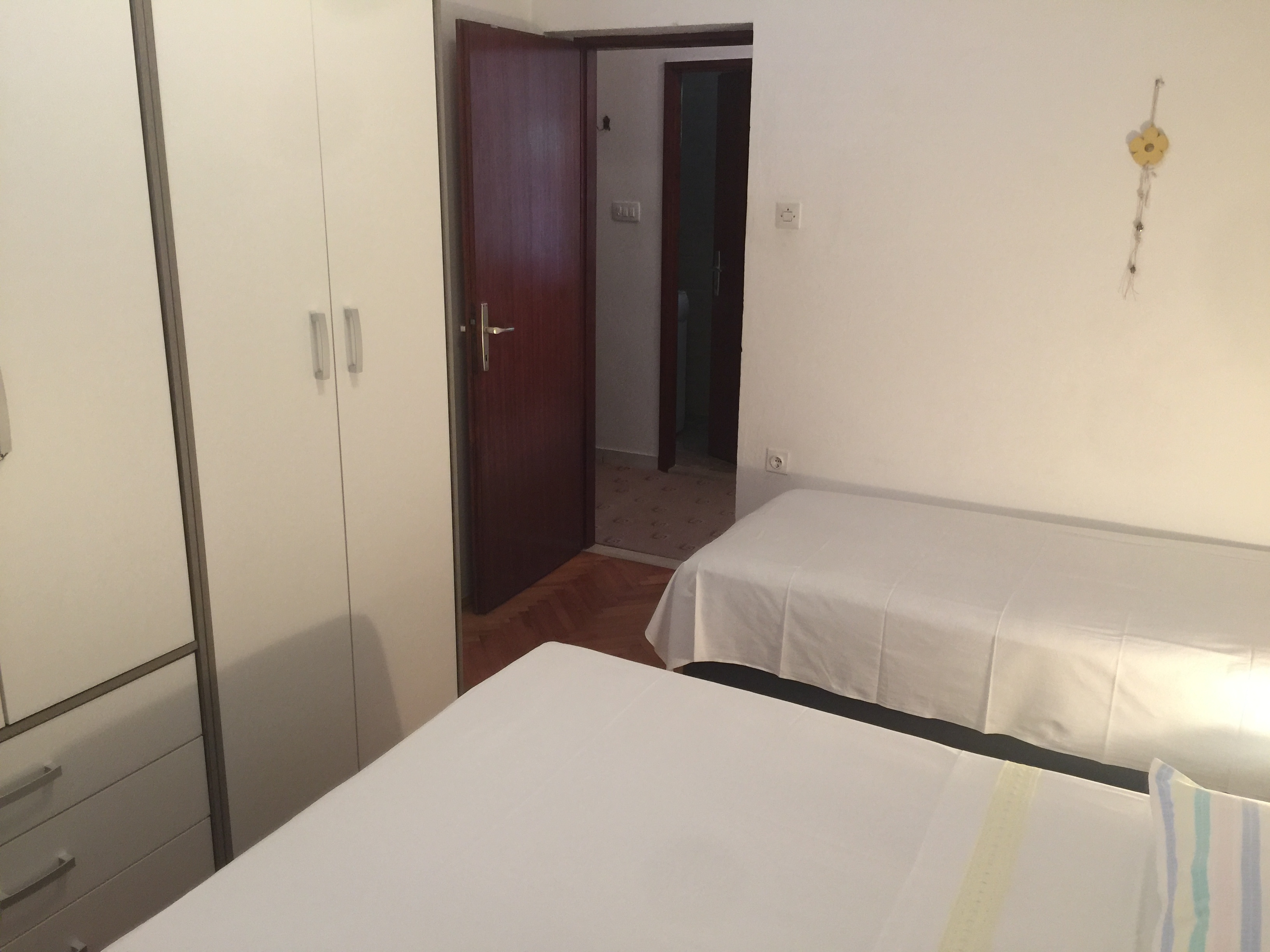 Three bedroom apartment with terrace Mirca, Brač  A-a