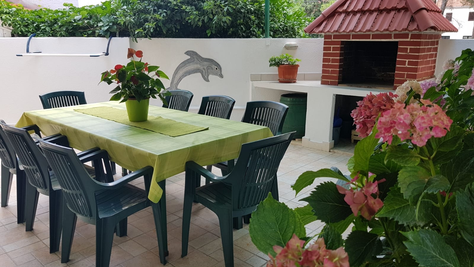 Three bedroom apartment with terrace Mirca, Brač (A-2886-a) Three bedroom apartment with terrace Mirca, Brač (A-2886-a)