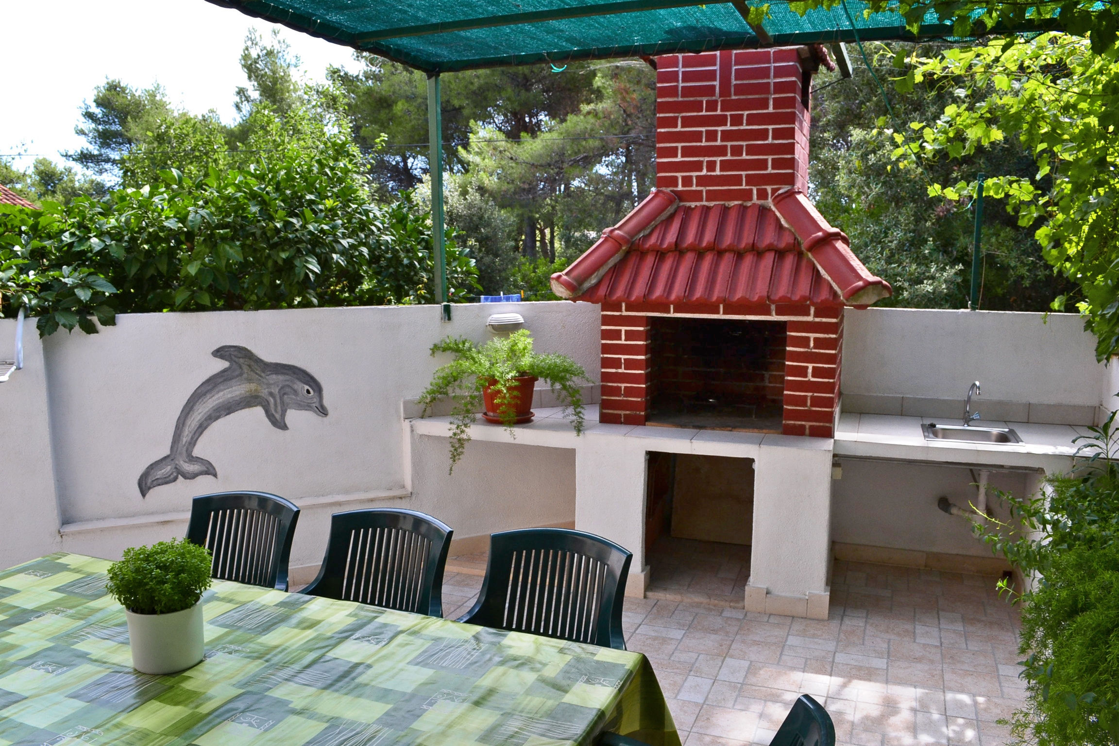 Three bedroom apartment with terrace Mirca, Brač  A-a