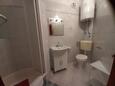 Kúpeľňa Mirca, Kúpeľňa v ubytovacej jednotke apartment, domáci miláčikovia povolení a WiFi.