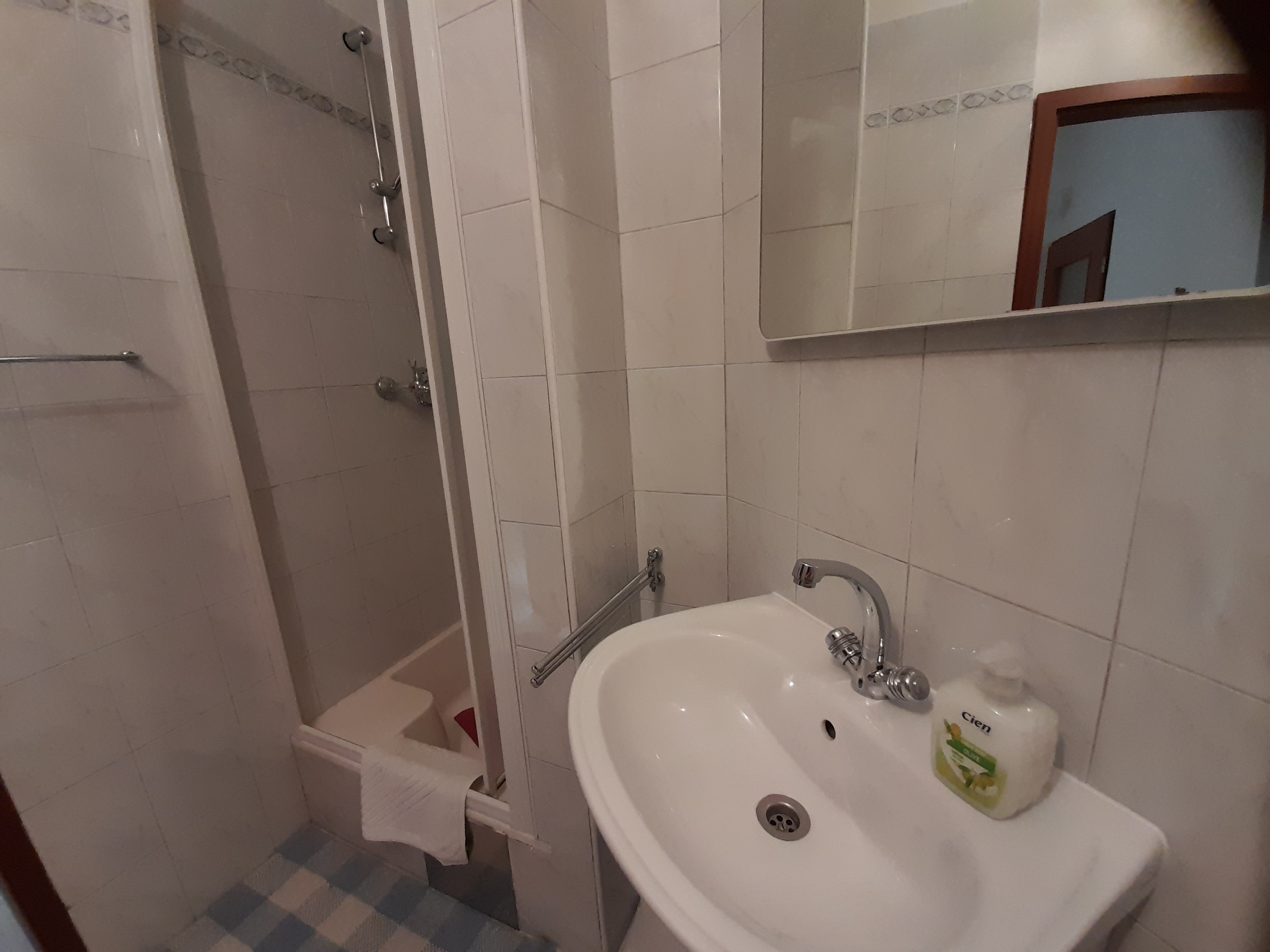 Two bedroom apartment with terrace Mirca, Brač  A-b