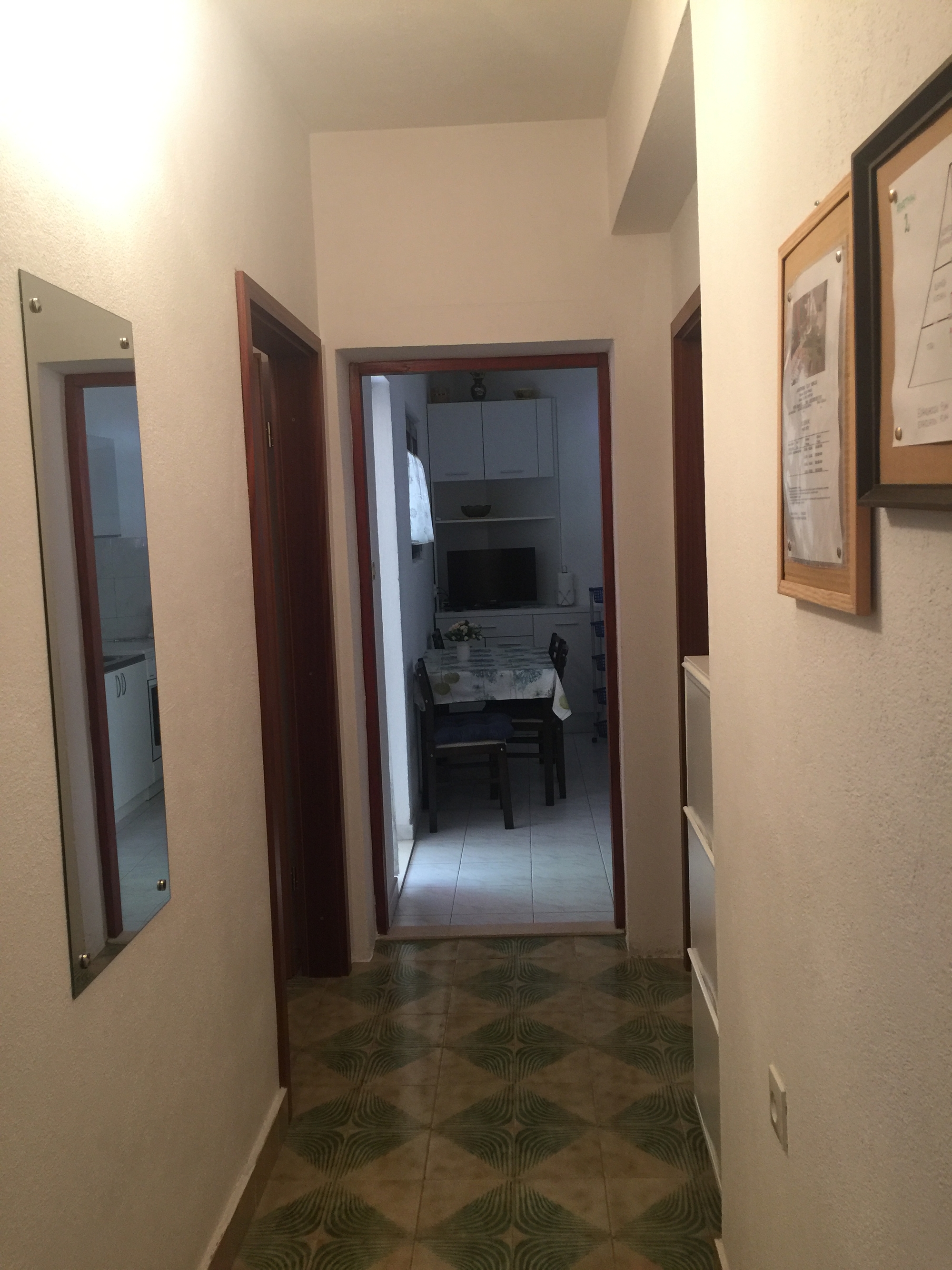 Two bedroom apartment with terrace Mirca, Brač  A-b