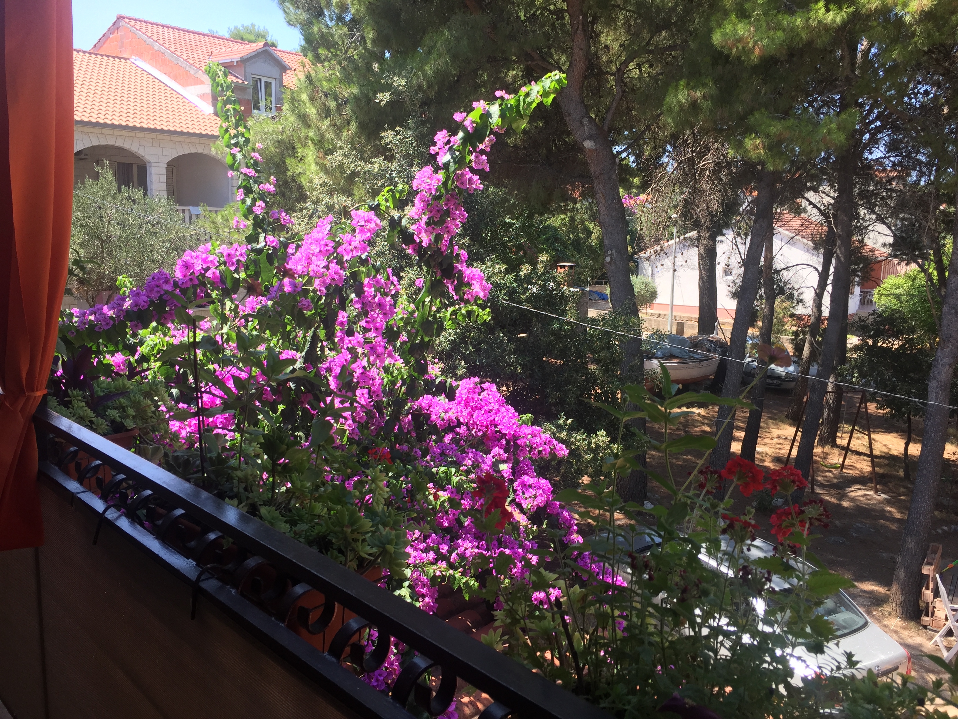 Two bedroom apartment with terrace Mirca, Brač  A-b