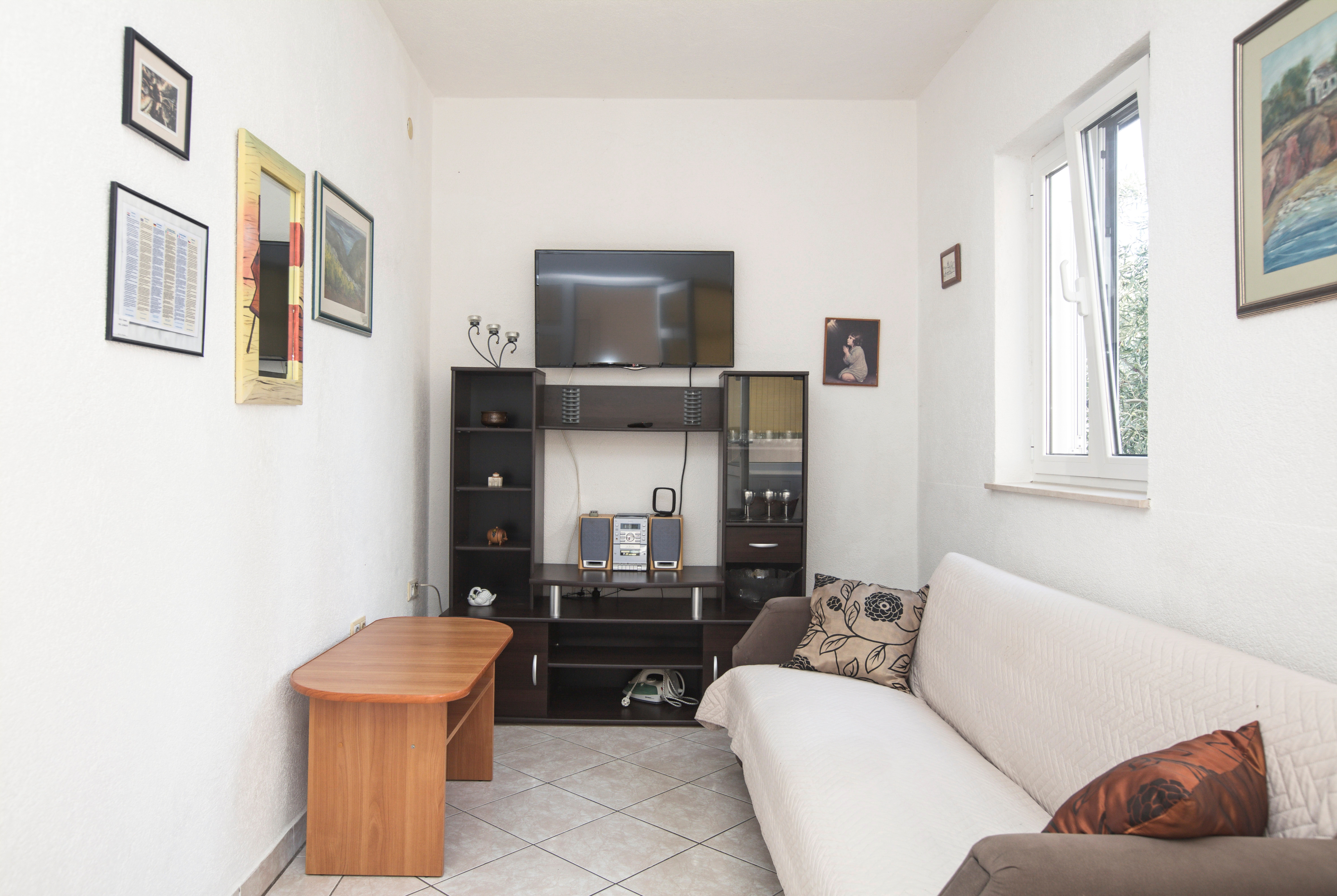 Three bedroom apartment with terrace Rogoznica (A-2895-a)