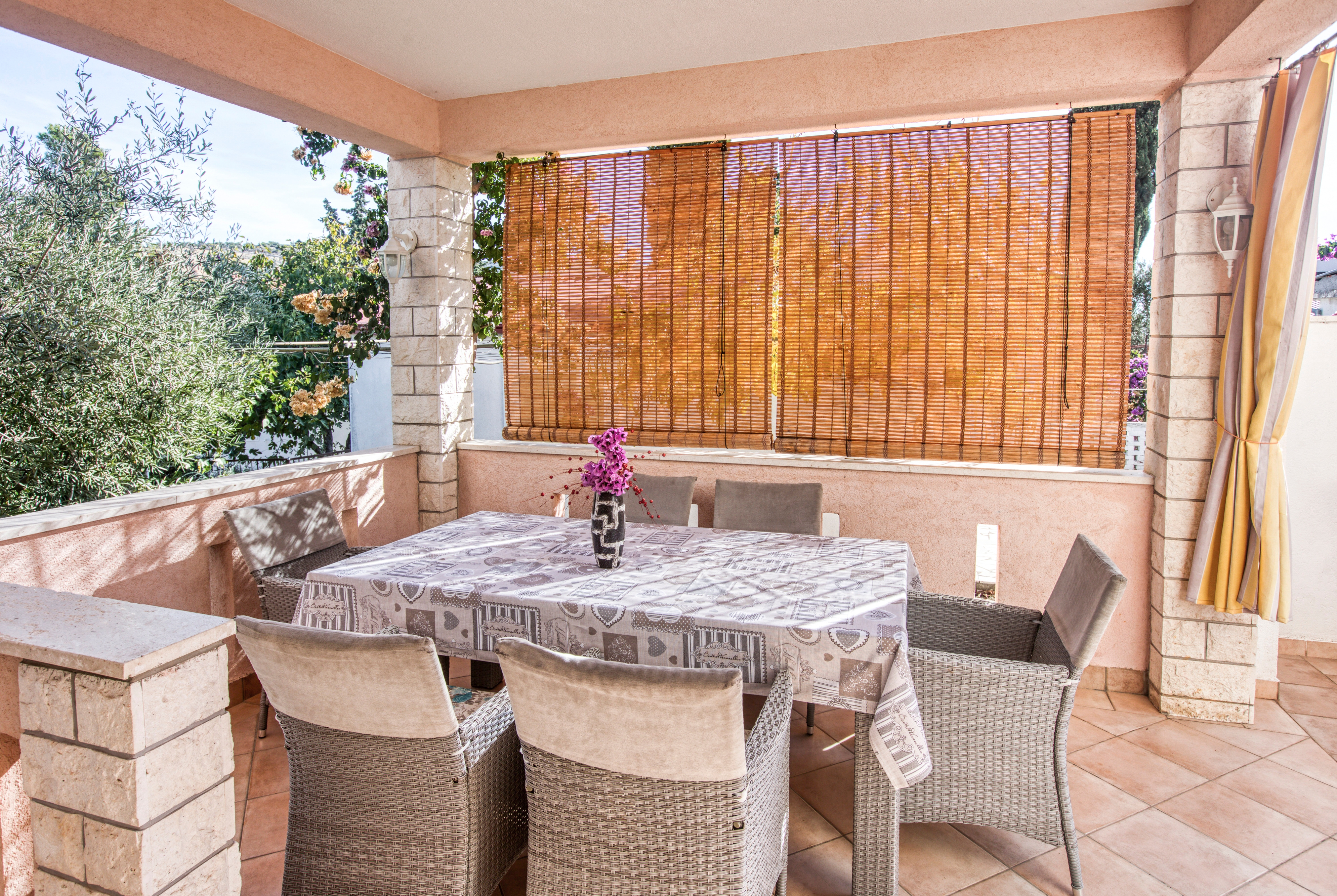 Three bedroom apartment with terrace Rogoznica (A-2895-a) Three bedroom apartment with terrace Rogoznica (A-2895-a)