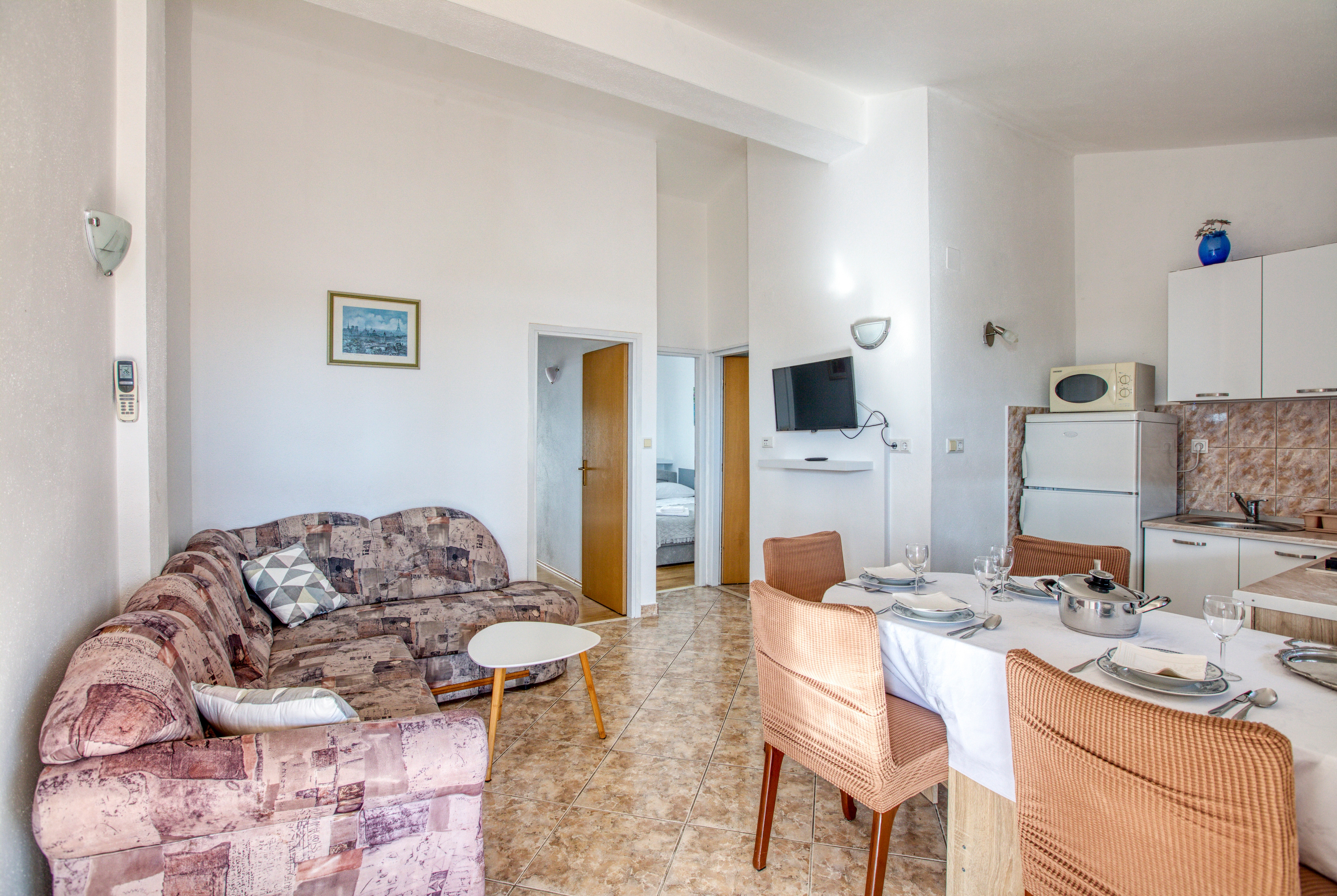 Two bedroom apartment with balcony and sea view Rogoznica (A-2895-c)