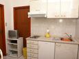 Postira, Kitchen in the apartment, WiFi.