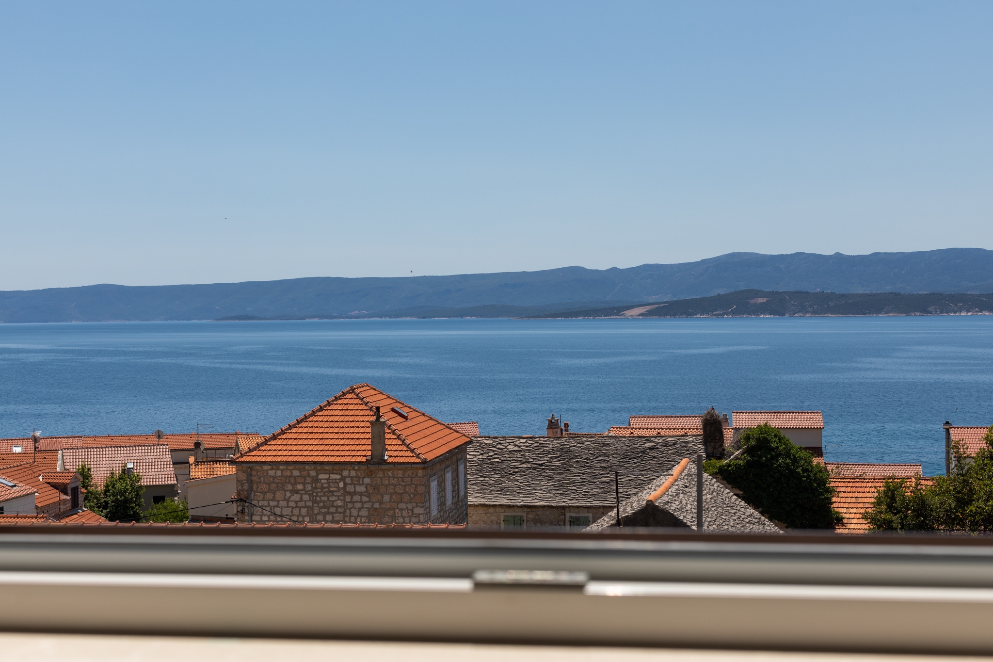 One bedroom apartment with balcony and sea view Bol, Brač  A-a