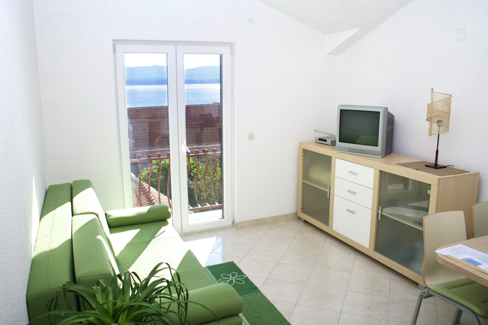 One bedroom apartment with balcony and sea view Bol, Brač (A-2899-d) One bedroom apartment with balcony and sea view Bol, Brač (A-2899-d)