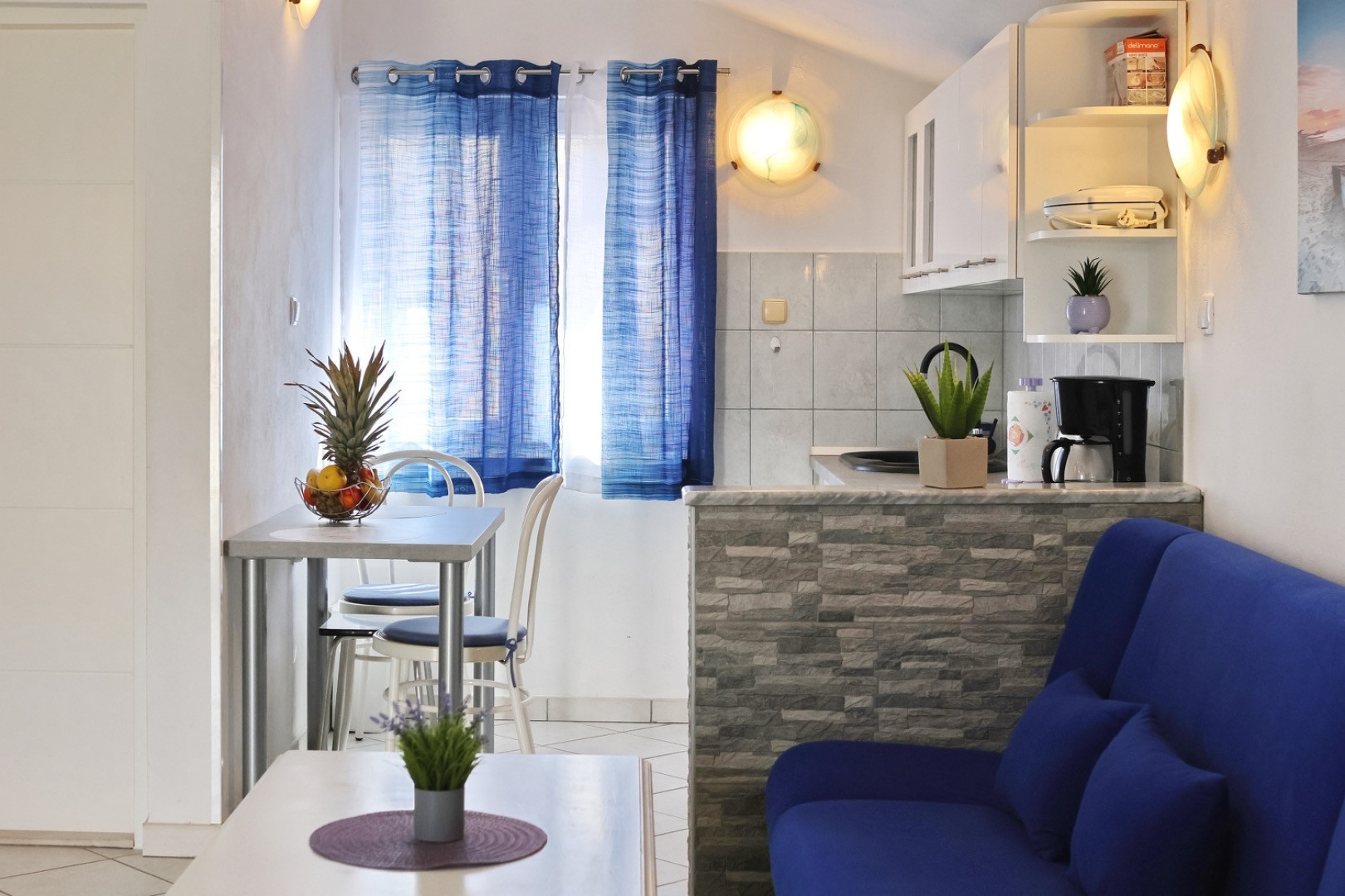 Studio flat with terrace Nin, Zadar  AS-b