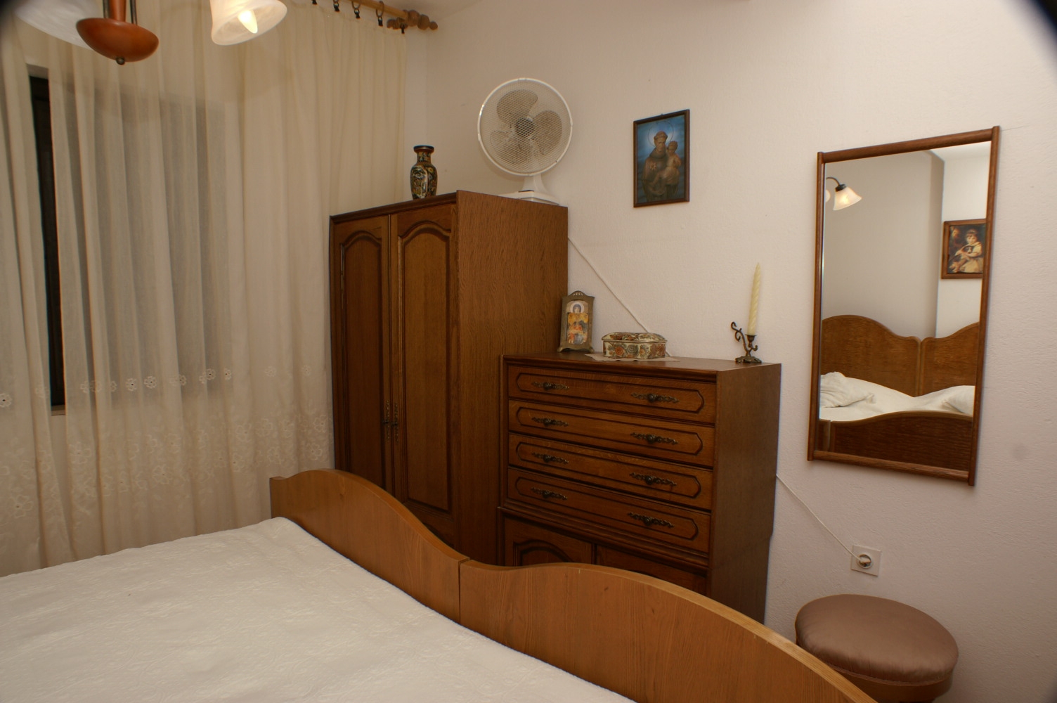 Three bedroom apartment with terrace Mirca, Brač  A-a