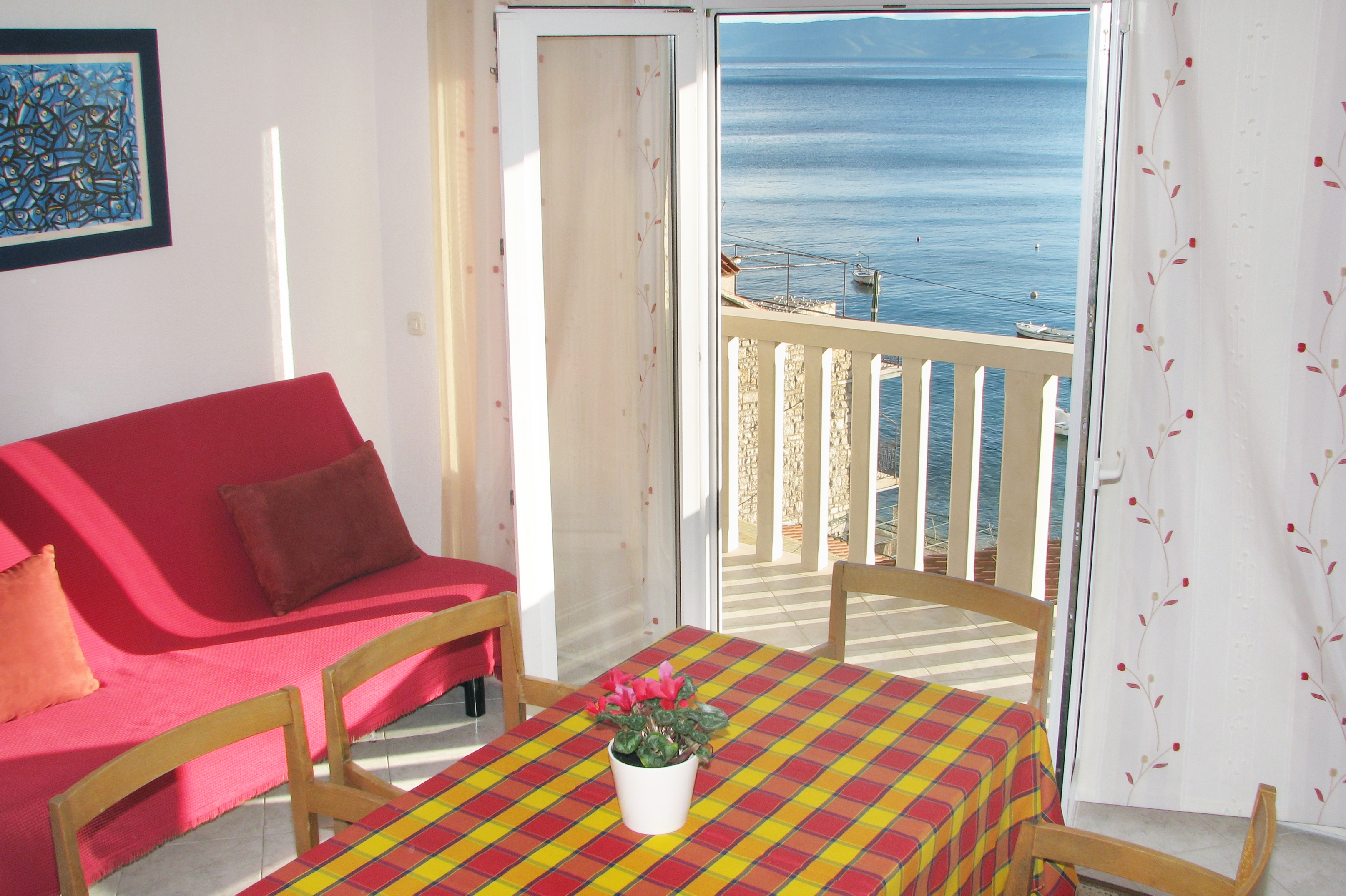 Two bedroom apartment near beach Bol, Brač (A-2905-a)