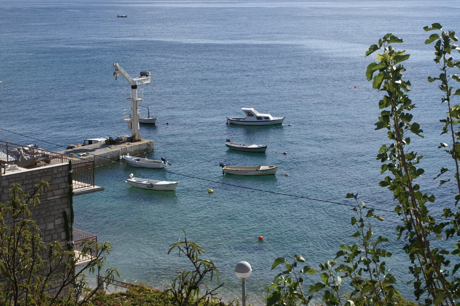 Two bedroom apartment near beach Bol, Brač  A-a