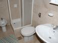 Ванная комната 1 Splitska, Ванная комната 1 в размещении типа apartment, Домашние животные допускаются и WiFi.