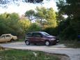 Parking lot Splitska, Brač, Parking lot 2907 - Apartments by the sea.