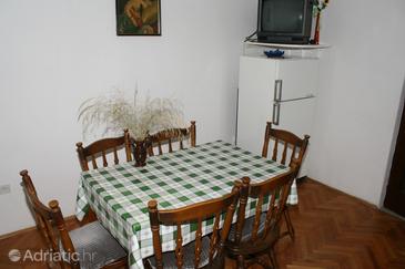 Dining room Mirca, Dining room in the apartment.