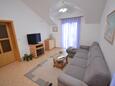 Гостиная Postira, Гостиная в размещении типа apartment, доступный кондиционер и WiFi.