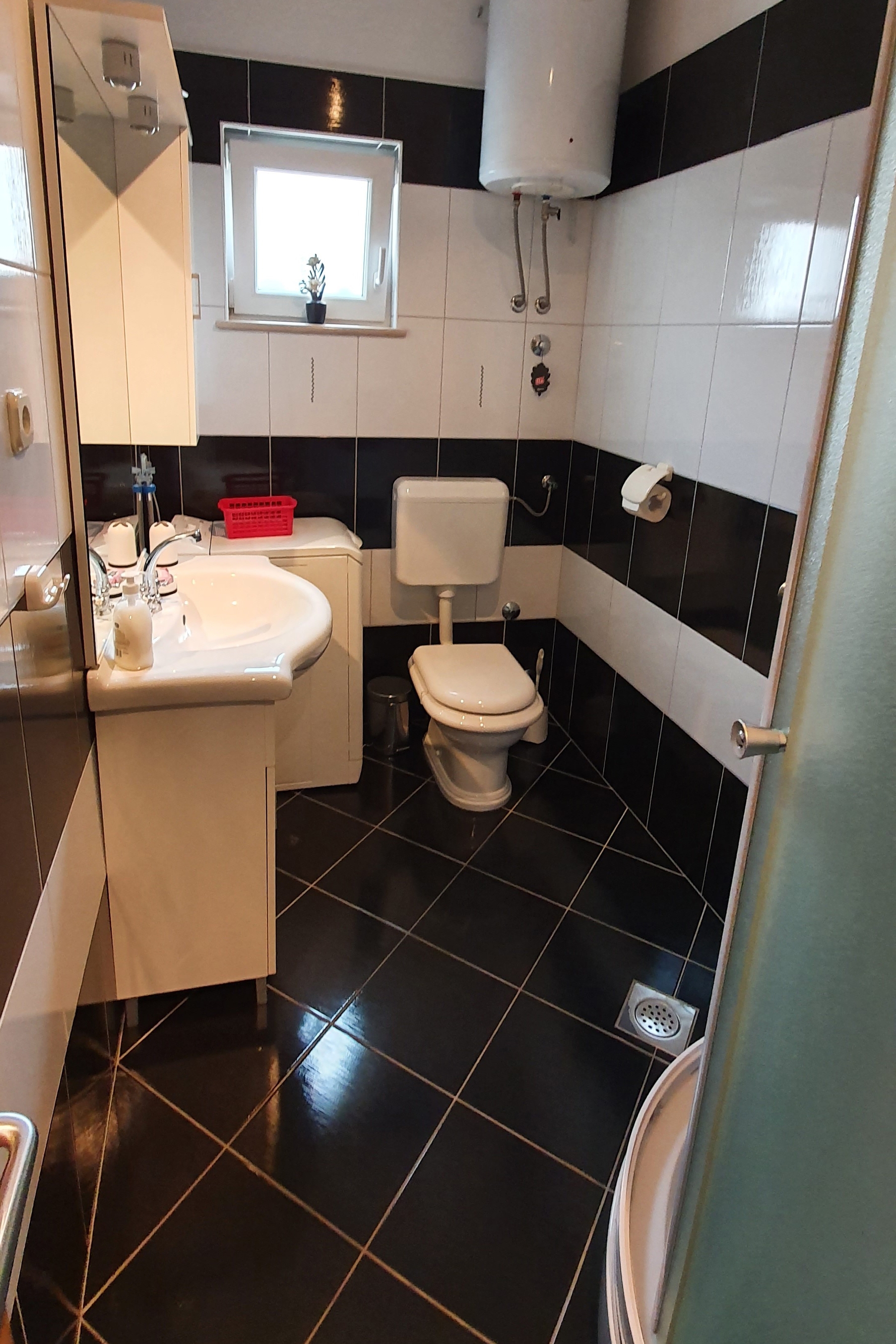 Two bedroom apartment with terrace and sea view Postira, Brač  A-c