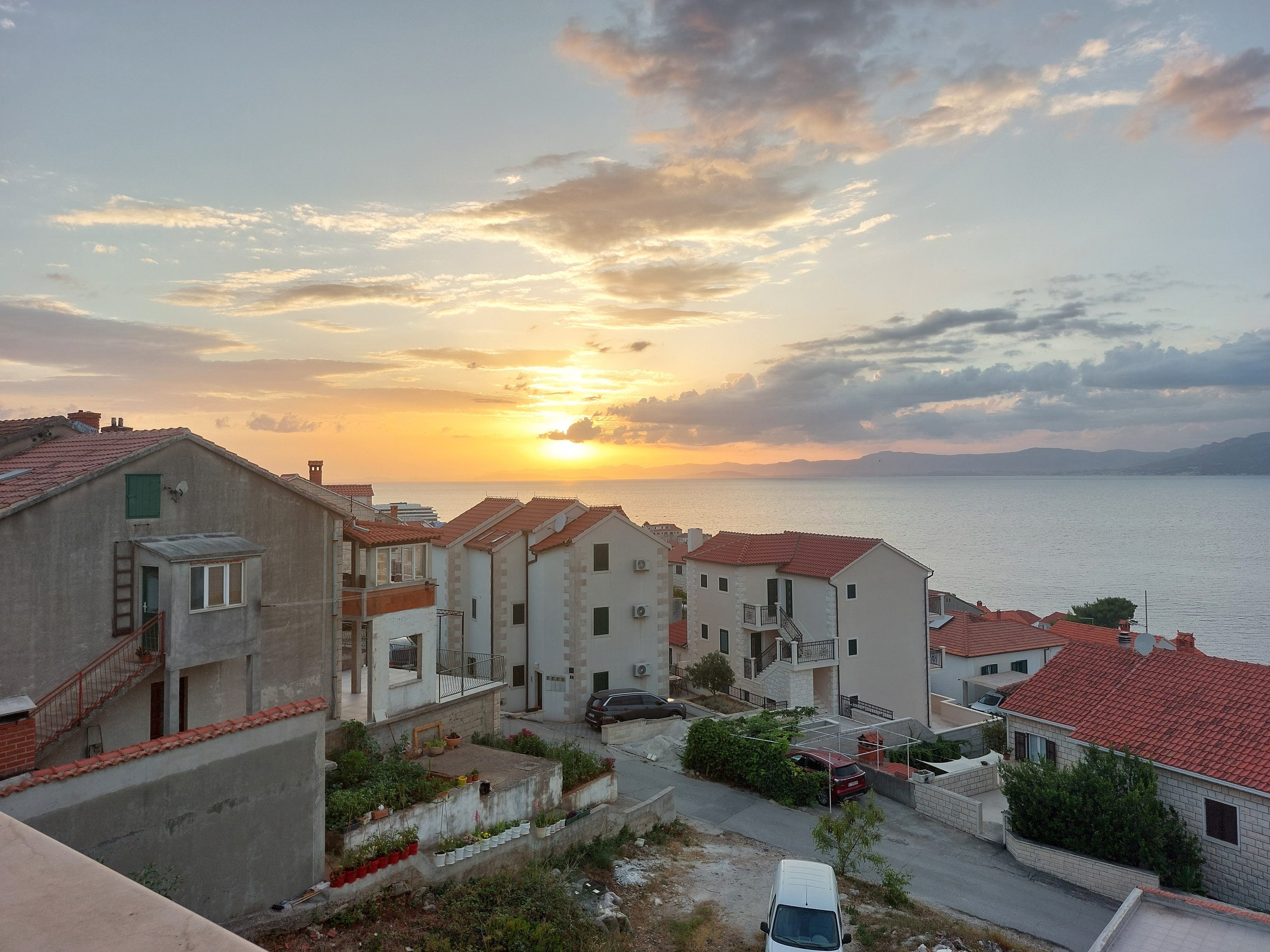 Two bedroom apartment with terrace and sea view Postira, Brač  A-c