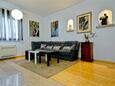 Postira, Living room in the apartment, air condition available and WiFi.