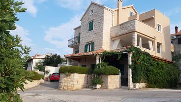 Property Postira, Brač, Property 2913 - Apartments with pebble beach.