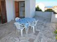 Postira, Terrasse dans l’hébergement en type apartment, avec la vue sur la mer, animaux acceptés et WiFi.