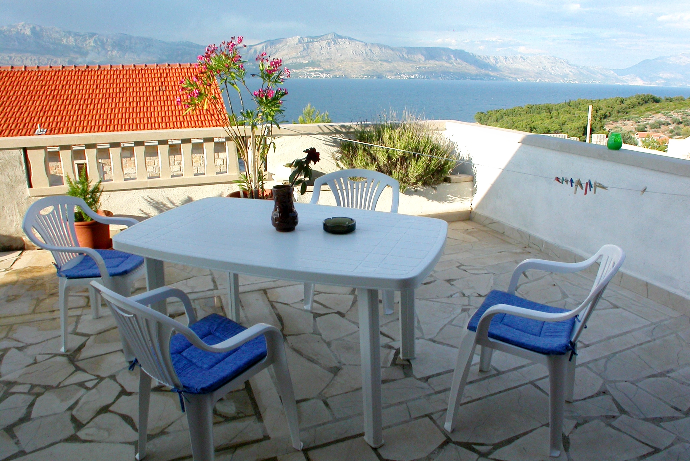 Two bedroom apartment with terrace and sea view Postira, Brač (A-2919-b) Two bedroom apartment with terrace and sea view Postira, Brač (A-2919-b)
