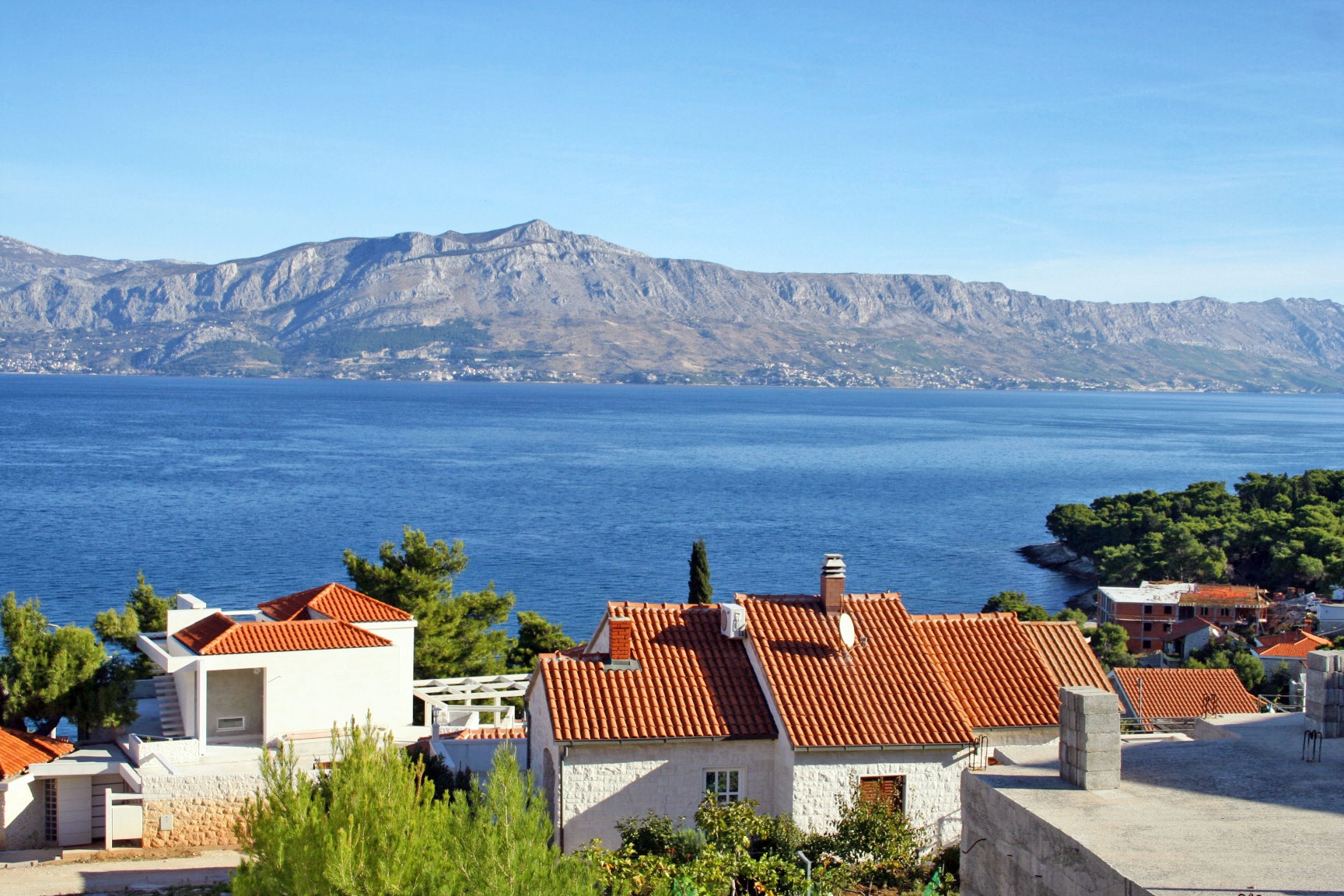 Two bedroom apartment with terrace and sea view Postira, Brač  A-b