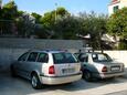 Postira, Brač, Parking lot 2919 - Apartments with pebble beach.